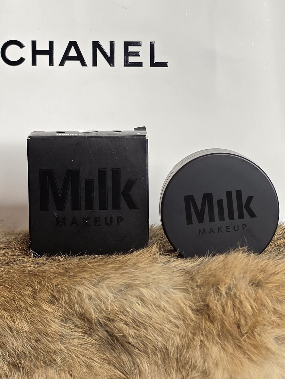Milk Makeup Matte Translucent Very Deep Color Setting Powder